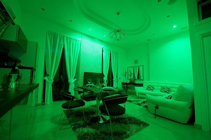 Luxury Arco