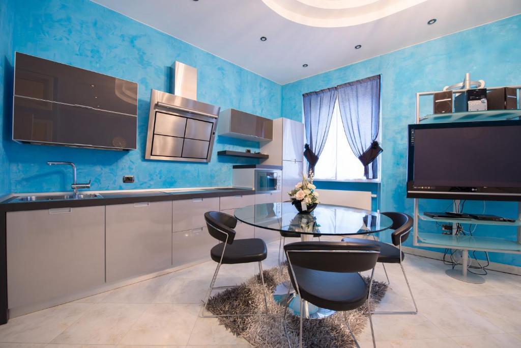 Luxury * Arco